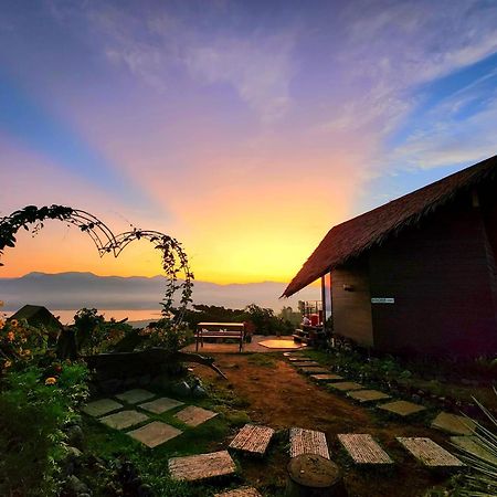 Sampaloc  Farm Ridge By Desmond Farmヴィラ エクステリア 写真