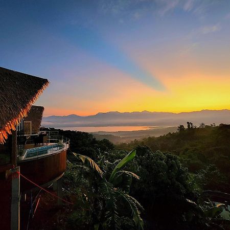 Sampaloc  Farm Ridge By Desmond Farmヴィラ エクステリア 写真