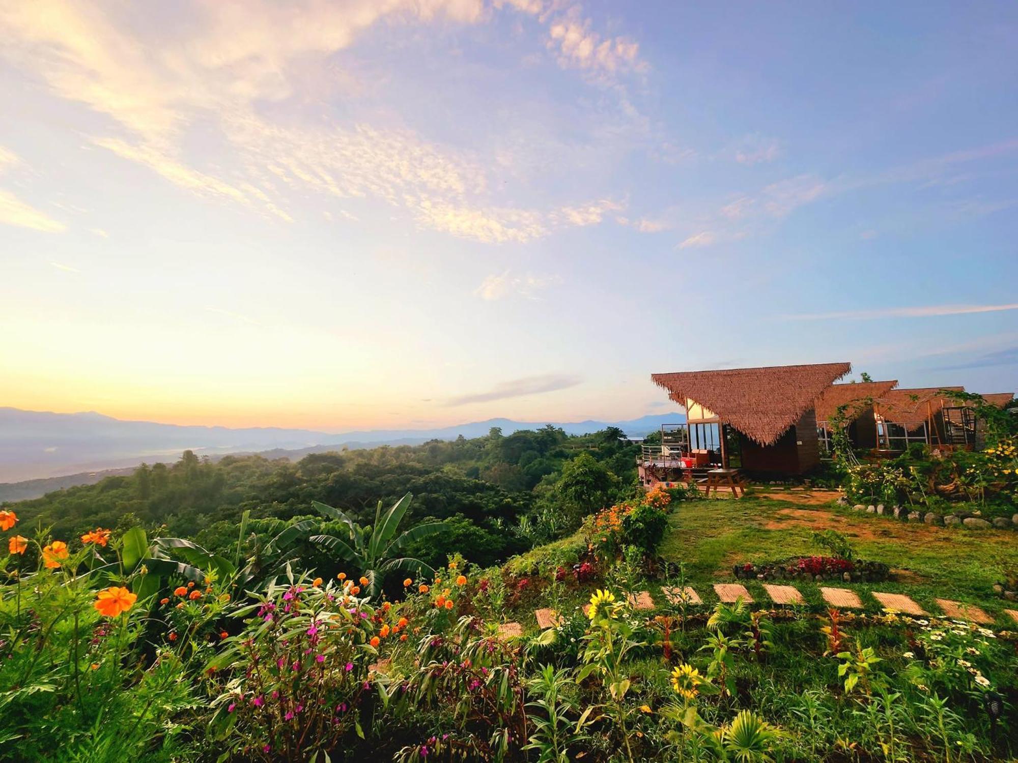 Sampaloc  Farm Ridge By Desmond Farmヴィラ エクステリア 写真